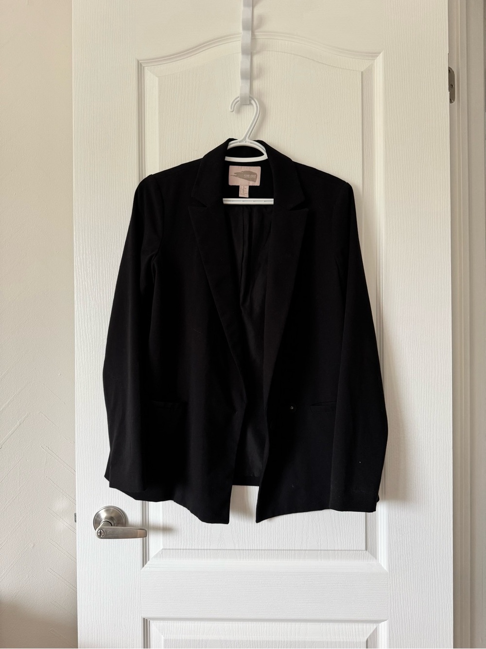 Forever 21 classic black blazer
